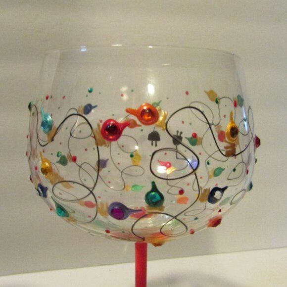 set of 2 painted wine glasses Christmas string lights Smithereens - Picture 3 of 8